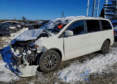 2017 Dodge Grand Caravan Sxt z USA, uszkodzony, nr VIN 2C4RDGCG3HR813962